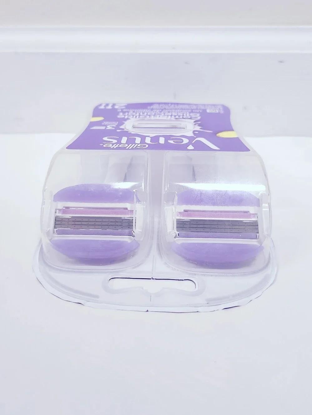 ⭐4/$15 Gillette Venus ComfortGlide Disposable Razors